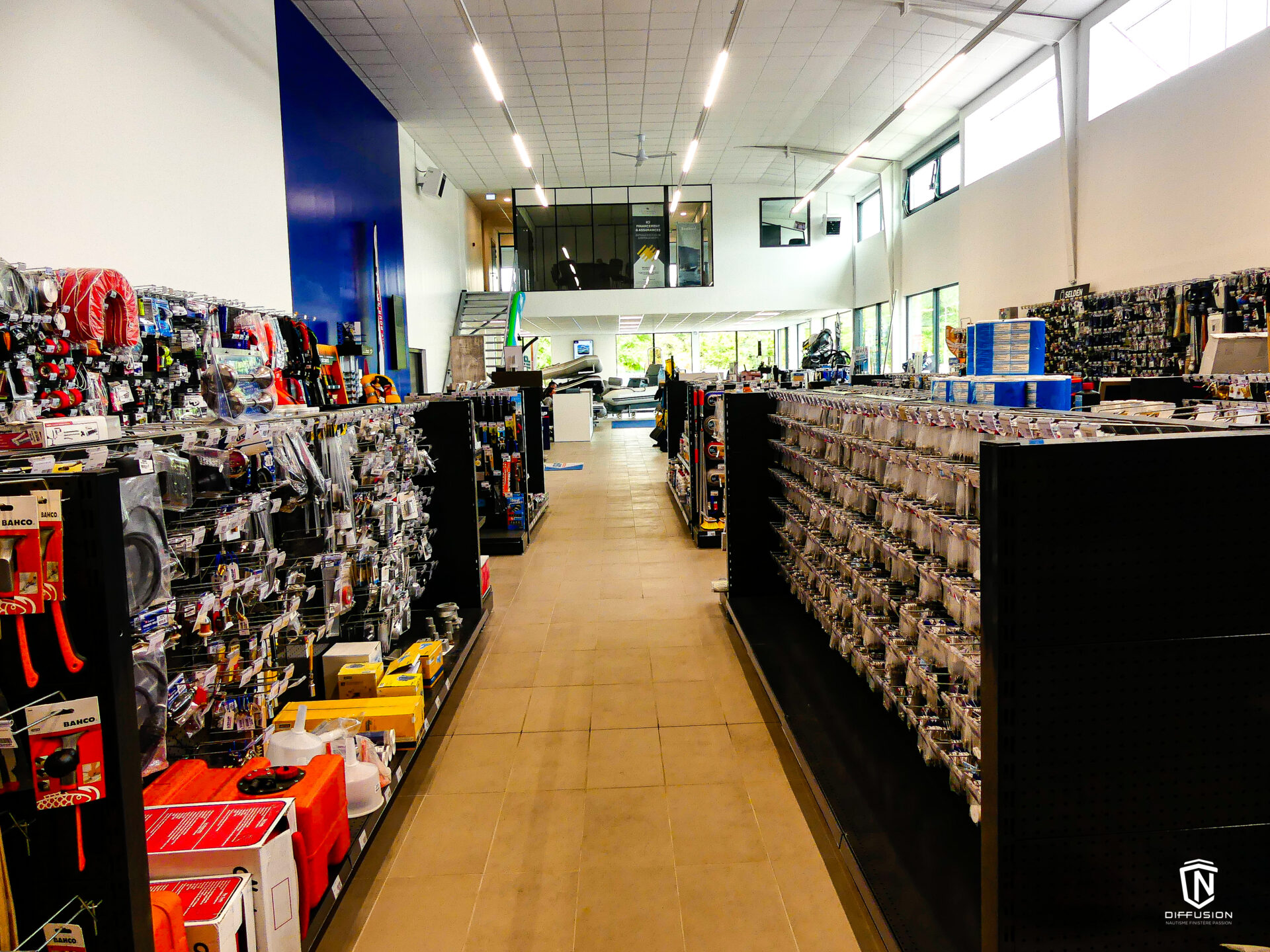 magasin accastillage uship Benodet