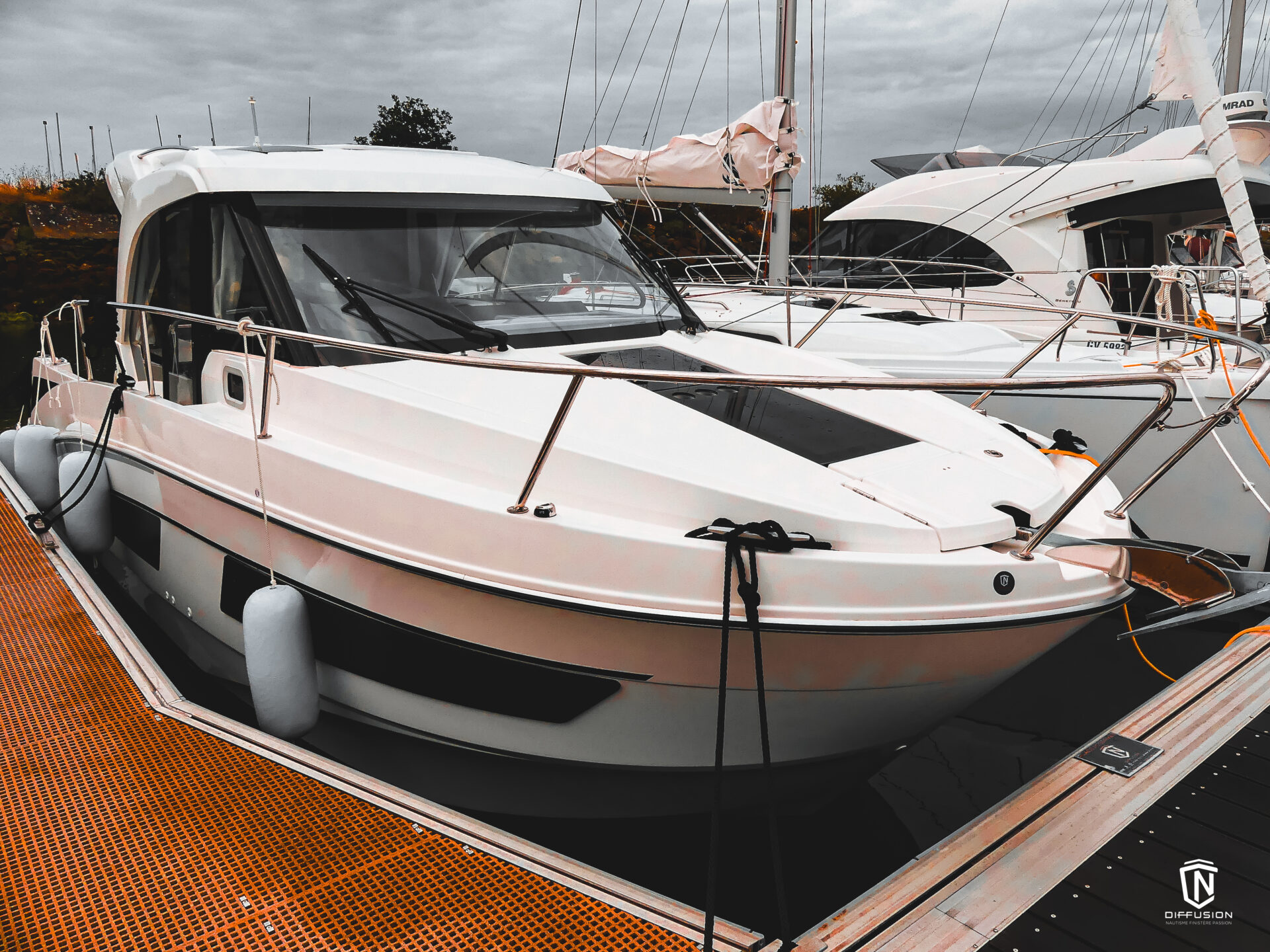 Beneteau antares 9 port la foret